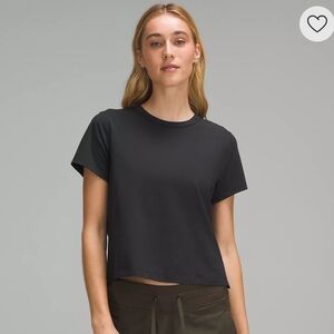 Classic fit cotton blend t-shirt